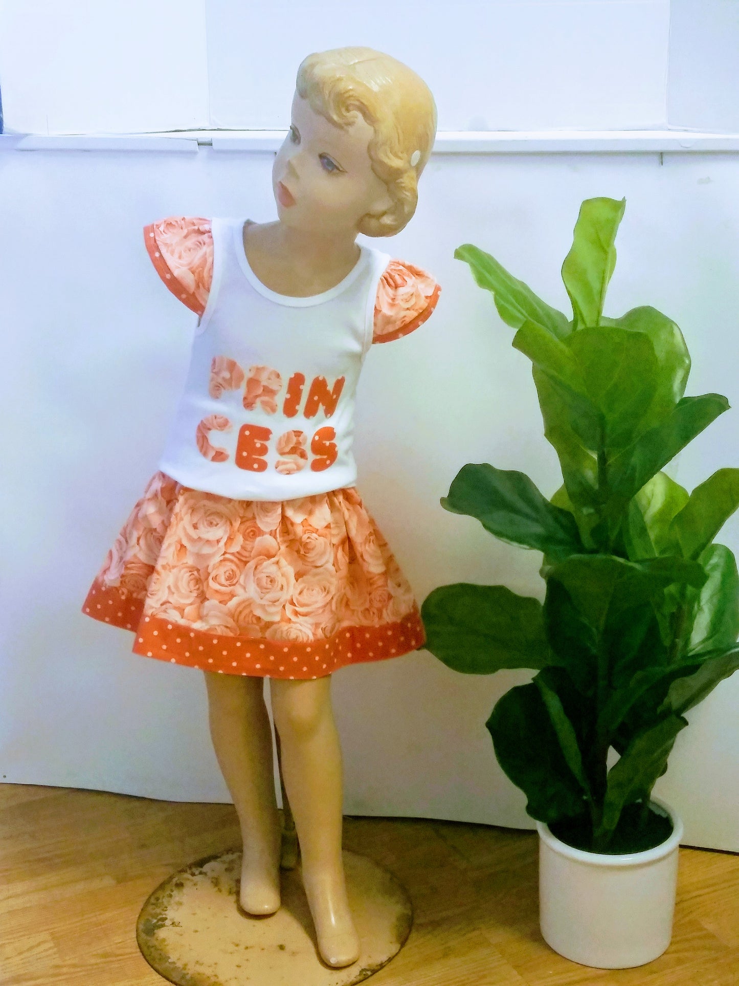 Girl's 2-piece Set Toddler With Matching Skirt Size 4 -5 T HM 001 - Little N Kute Boutique