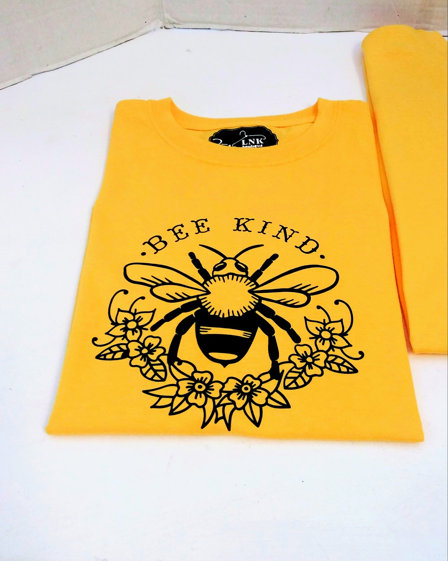 Mother and Daughter Matching T-Shirt Bee Kind Matching Set